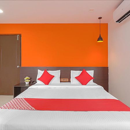 Super Hotel O Blooms Residency Near Baiyappanahalli Metro Station Bangalore Exterior photo
